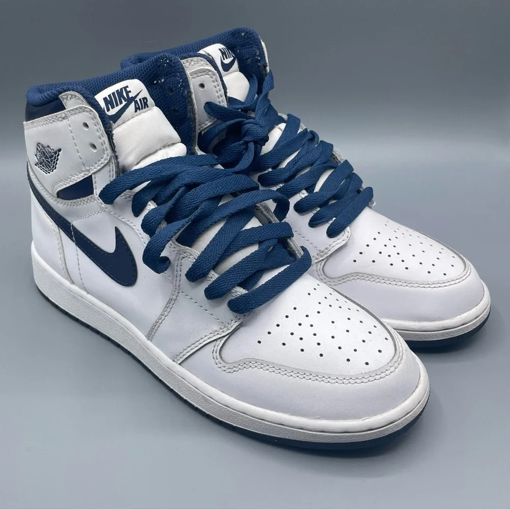 Jordan 1 Retro High OG‎ Metallic Navy